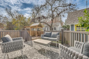 Brenham Rental with Deck and Yard Less Than 1 Mi to Downtown!